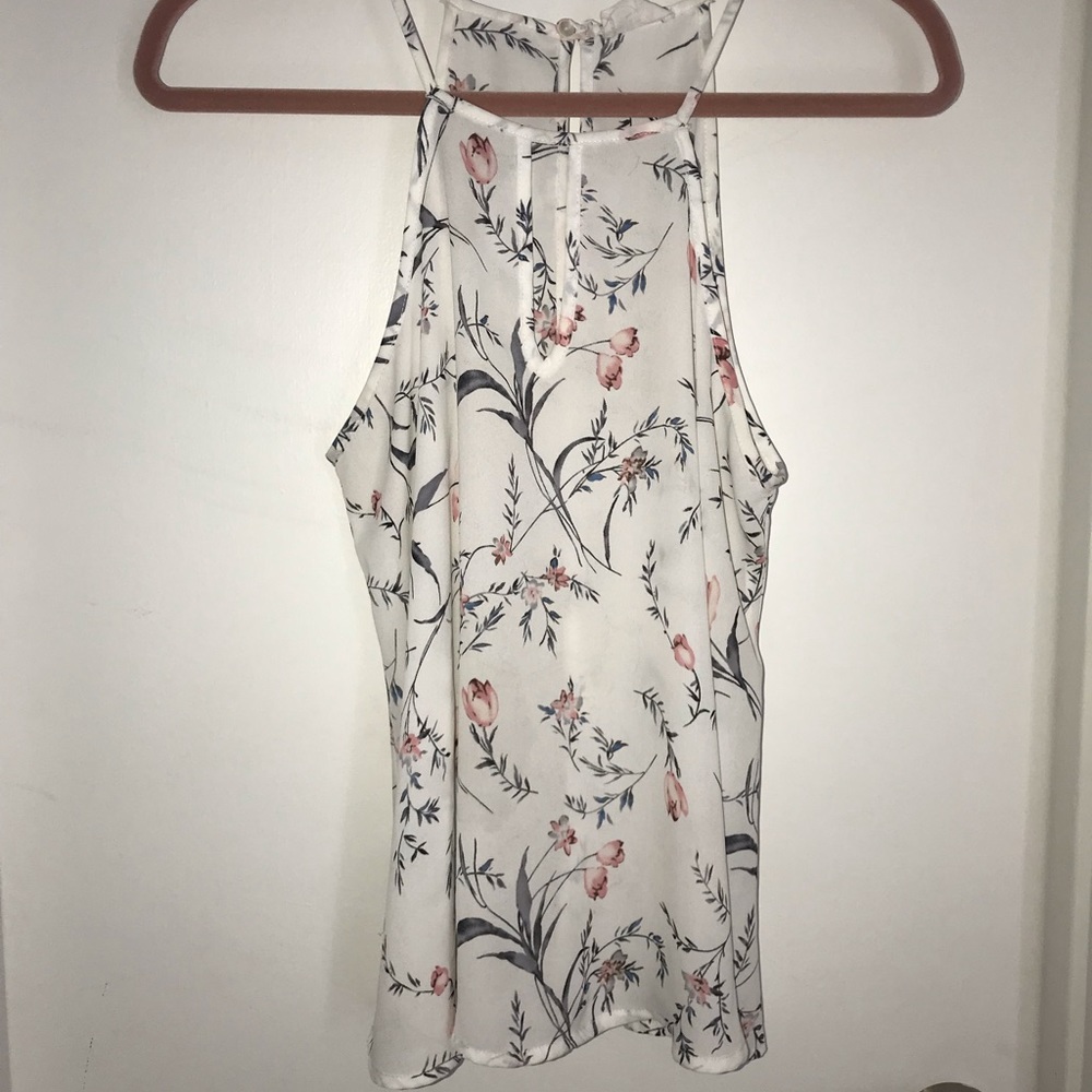 🐥 3/$25 *Bundle & SAVE!** Floral Blouse